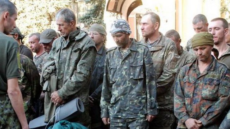 Россия создает дополнительные препятствия в освобождении заложников на Донбассе