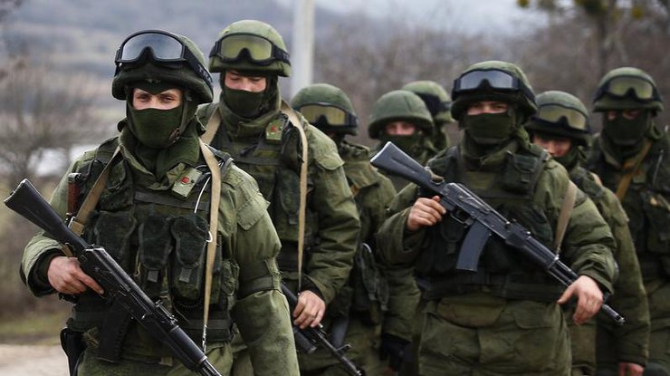 Российские военные шантажируют и запугивают крымчан