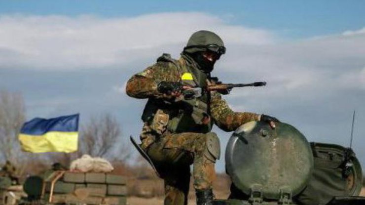 Украинские военные оттеснили боевиков от Авдеевки 