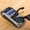 Владельцы карт Visa смогут оплатить покупки "взглядом" (фото)