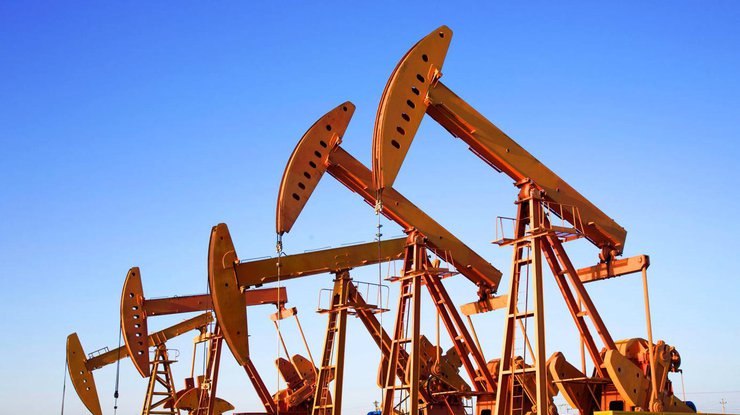 Цены на нефть стремительно падают