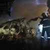 Пожар в Киеве: дотла сгорели две иномарки (фото)