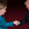 Трамп вручил Меркель счет на $375 миллиардов - СМИ