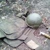 СБУ нашла под Мариуполем российскую форму и оружие