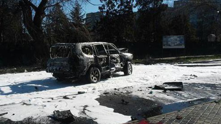 Взрыв автомобиля в Мариуполе: в СБУ назвали имя погибшего военного 