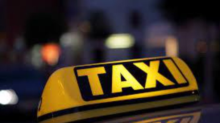 Цена на поездку в такси в Мадриде и Париже немногим меньше