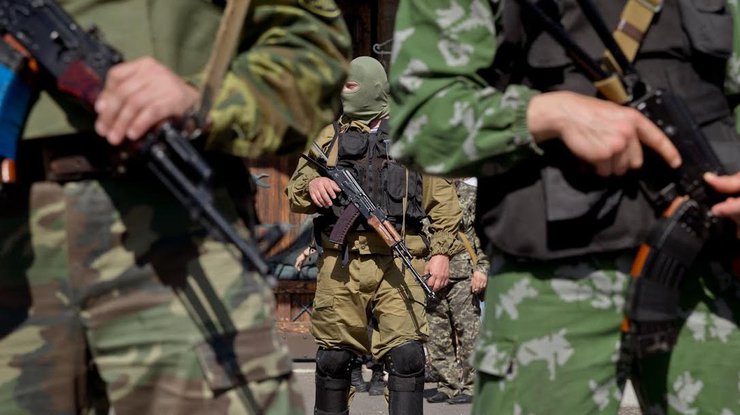 В Донецкую область запретили ввозить оружие