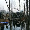 В Ровенской области более 200 янтарных "старателей" заблокировали полицейских