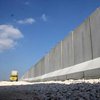 Турция построила гигантскую стену на границе с Сирией 