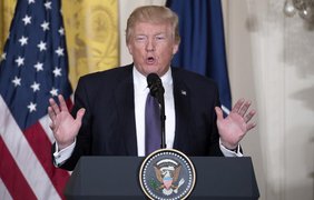 Трамп призвал положить конец войне в Сирии
