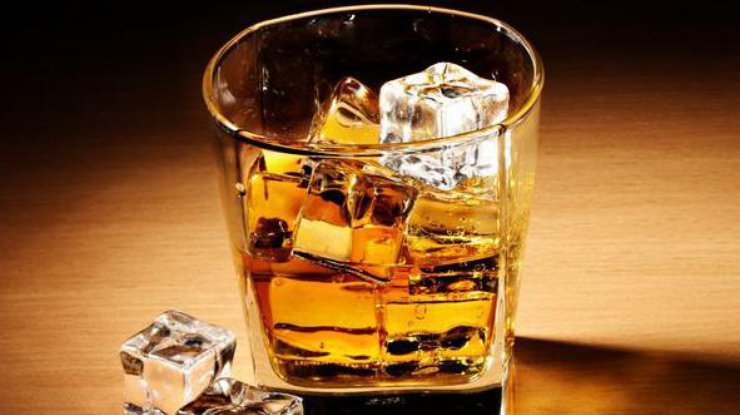 8 продуктов, которыми нельзя заедать и запивать алкоголь