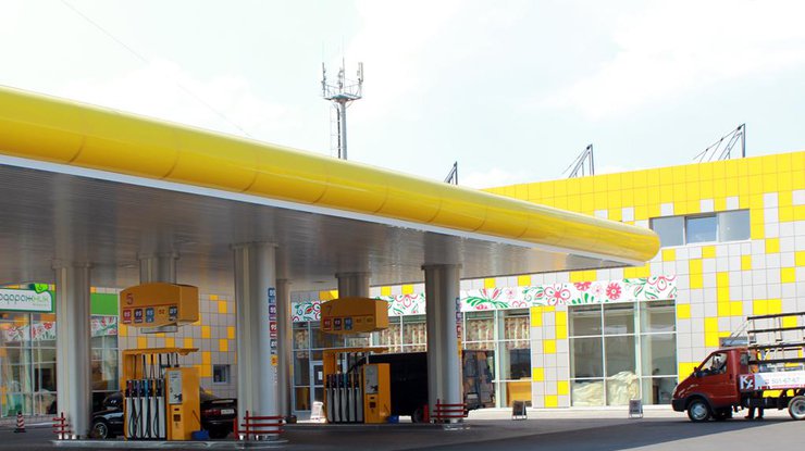 Цены на бензин в Украине резко "взлетели" 