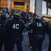 Выборы во Франции: протесты против выхода Ле Пен во второй тур переросли в беспорядки