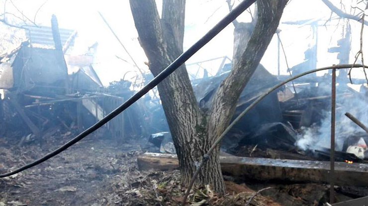Война на Донбассе: боевики обстреляли жилые кварталы Марьинки