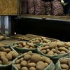 Цены на продукты: в Украине резко дорожает картофель