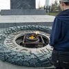 В Киеве украли бронзовые детали Вечного огня (фото) 