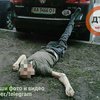 В Киеве из окна многоэтажного дома выпал мужчина (видео)
