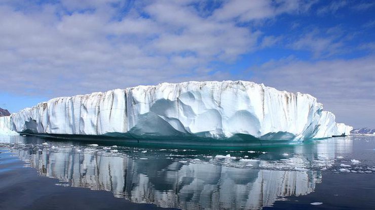 Ученые NASA показали таяние ледников Арктики 