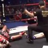 В Таиланде два боксера одновременно отправили друг друга в нокдаун (видео)