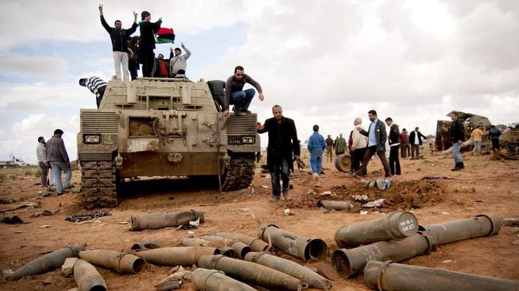 Египет нанес авиаудары по лагерям боевиков в Ливии 