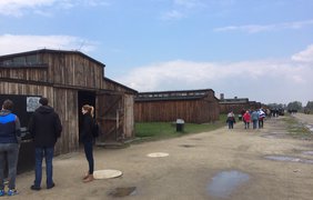 Экскурсия в Освенцим. Фото: podrobnosti.ua