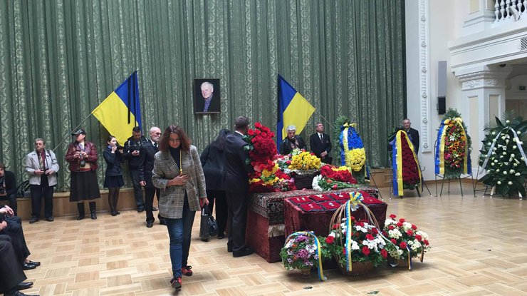 В Киеве похоронили Бориса Олийныка