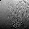 NASA опубликовало снимок северного полюса спутника Сатурна (фото)
