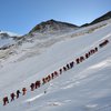 На Эвересте образовались пробки из-за неопытных туристов 