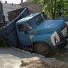 В Одесской области грузовик провалился под землю (фото)