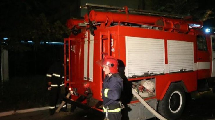 В Киеве прогремел взрыв в жилом доме, есть пострадавшие 