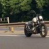 Мотоцикл после падения байкера продолжал движение (видео) 
