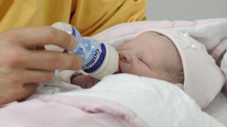 В Бельгии новорожденный младенец умер от "здорового питания"