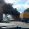 На трассе Киев - Чоп загорелся грузовик с памперсами (фото)