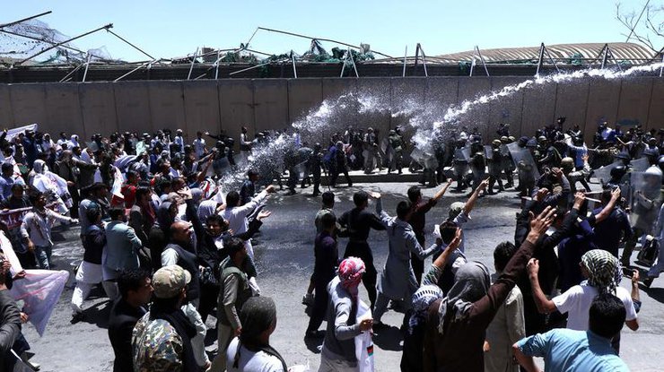Полиция Кабула расстреляла демонстрантов 
