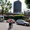 Жителей Лондона возмутили селфи туристов на фоне сгоревшего небоскреба