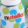 Nutella "завернула" баночки с содержимым в радугу (фото, видео)