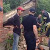 В Мукачево плита задавила двух человек (фото) 