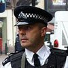 В Лондоне полиция взорвала два автомобиля
