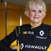 Формула 1: 79-ти летняя гонщица установила рекорд (видео)