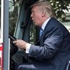 Трамп притворился водителем пожарной машины (видео)