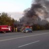 В Одесской области дотла сгорели пассажирский автобус и иномарка (фото, видео) 