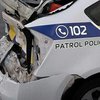 В Киеве грузовик на скорости протаранил авто полиции (фото) 