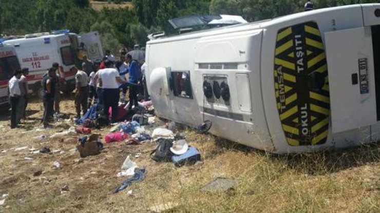 В Турции попал в ДТП автобус с туристами 