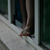 В Харькове девушка прыгнула из окна из-за несчастной любви 