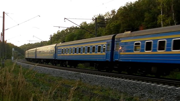 В Украине запустят дополнительные поезда 