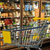 Ночь в супермаркете: дети съели продуктов и выпили алкоголя на $600
