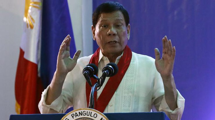 Президент Филиппин назвал Ким Чем Ына "дураком"