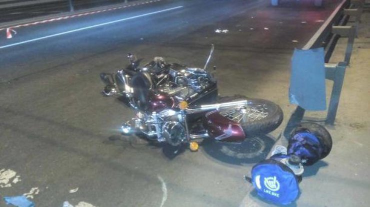 Жуткое ДТП в Киеве: мотоциклисту оторвало ногу 