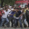 Протесты в Индии: число погибших стремительно растет 