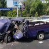 Авария на мосту Патона: в разбитом авто нашли арсенал оружия